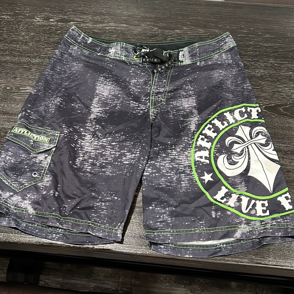Men’s Affliction Boardshorts 36”